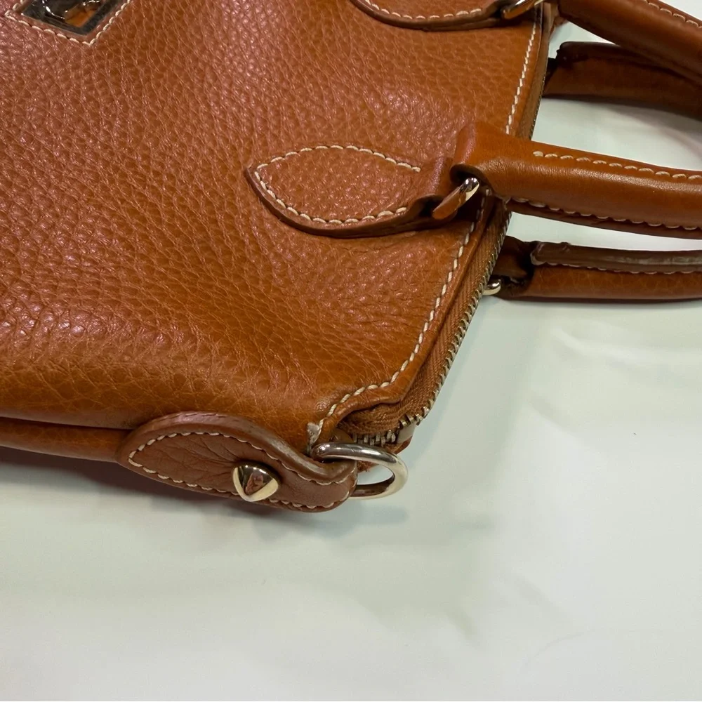 Dooney & Bourke Vintage Pebbled Tan Leather Handbag Y2K Preppy Quiet Luxury Zip - Picture 5 of 13